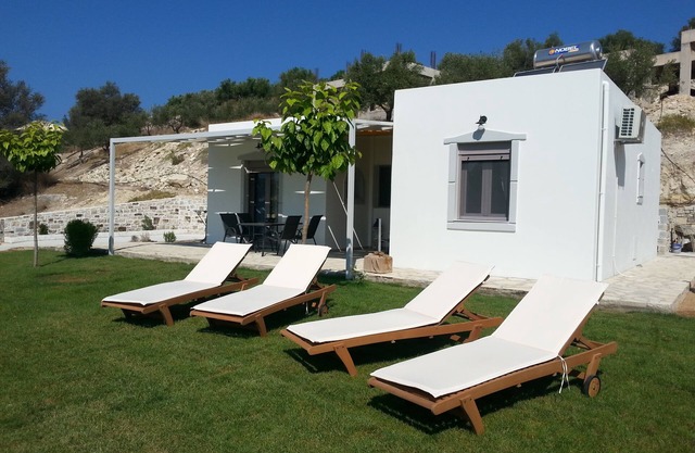 Villa Jodi in Pitsidia. Charming-Majestic View.Comfort-Relaxing.Quiet Location