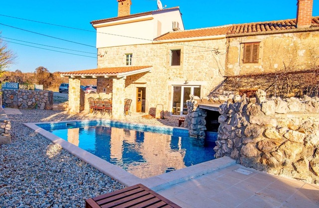 Villa Josip, (15481), Garica, hr