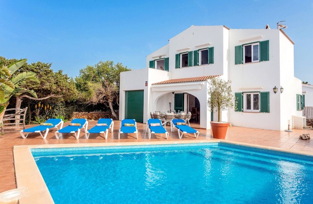 Villa 'Jultomas' with Private Pool, Wi-Fi and Air Conditioning