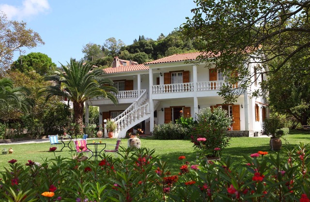 Villa Karidia Deluxe villa with garden