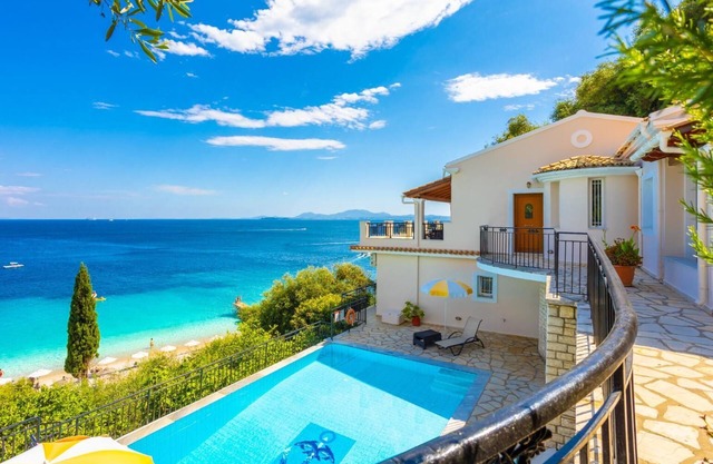 Villa Kerkyroula - Three Bedroom Villa, Sleeps 7