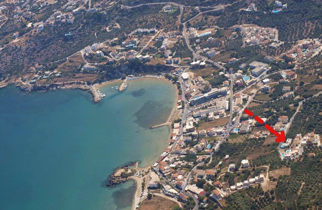 villa Kostas Walk to the Beach in town Single Storey with Pool, Roof Terrace BBQ