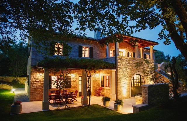 Villa Kringa with private pool