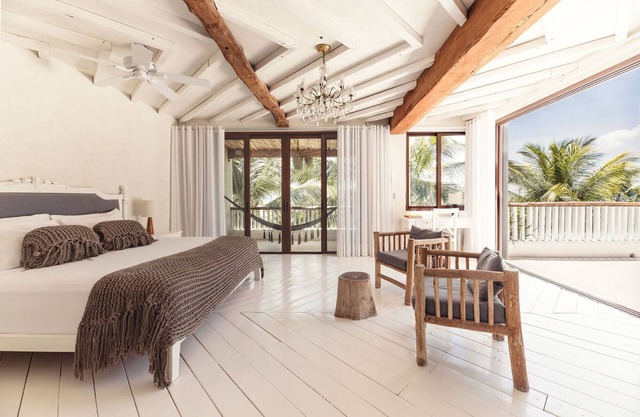 Villa La Semilla 5BR Beachfront w/Chef