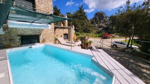 Villa Lato - Villa with private pool and yard