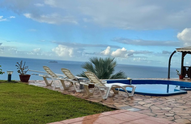 Villa Le Rayon Bleu, sea view from the moment you wake up!