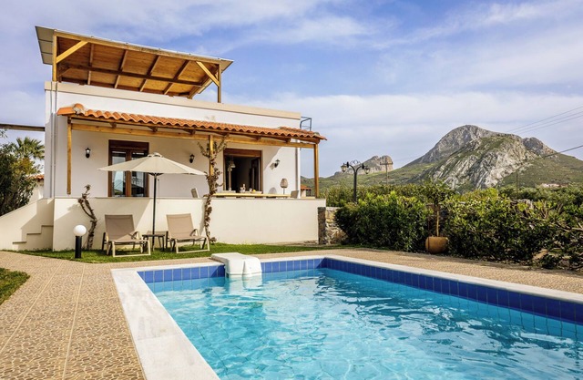 Villa Lefkomyrto is a comfortable 3-person villa with private pool