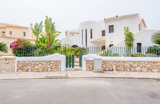 Villa Lucernas at Praia da Rocha