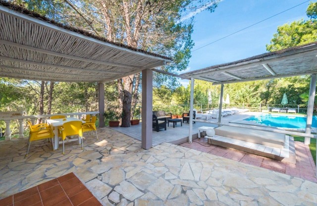 Villa Montecristo | Pool & Wifi free | For 12 people 5 Min to Ibiza