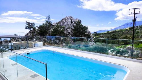 Villa M - Villa with private pool and yard