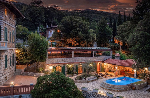 Villa Mansion with private beach and swimming pool