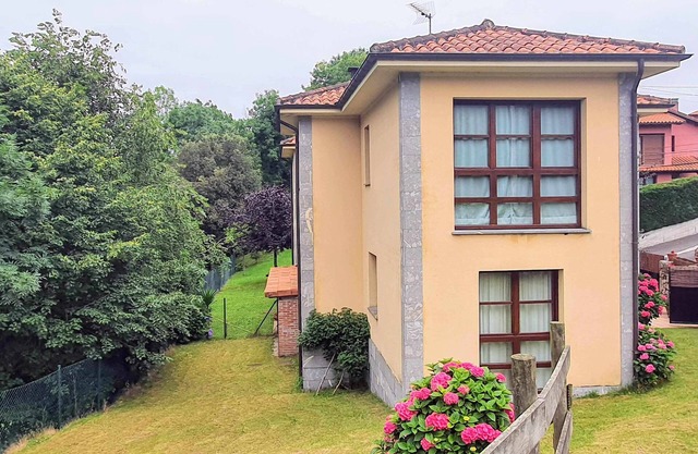 Villa Maruja Vacation Home