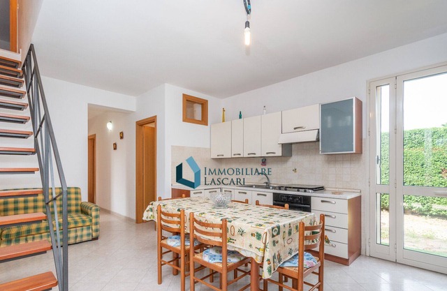 Villa Marchi con Piscina Condominiale