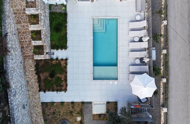 Villa Mareli - Beachside Villa with Heated Pool