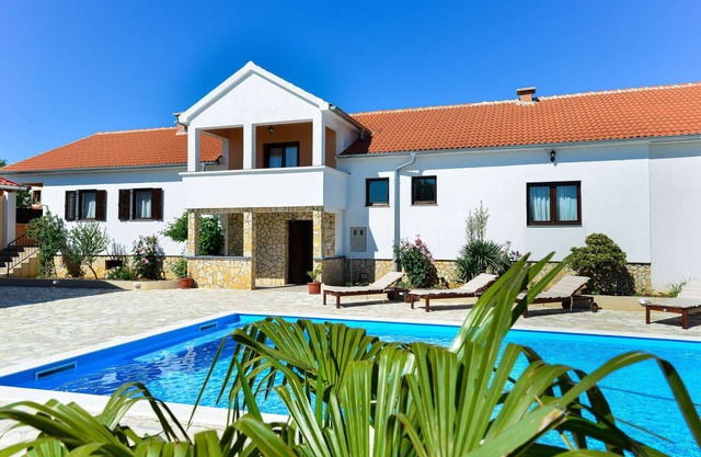 Villa Marinić with heated pool and entertainment room