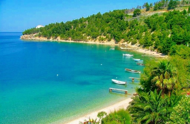 Villa Martina-Matea BIG BEAUTIFUL VILLA WITH HEATED POOL