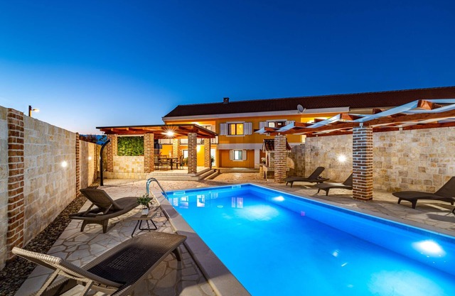 Villa Mendula Zadar Villas