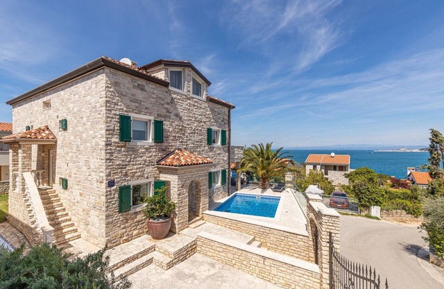 Villa Milena with Pool and Sea View