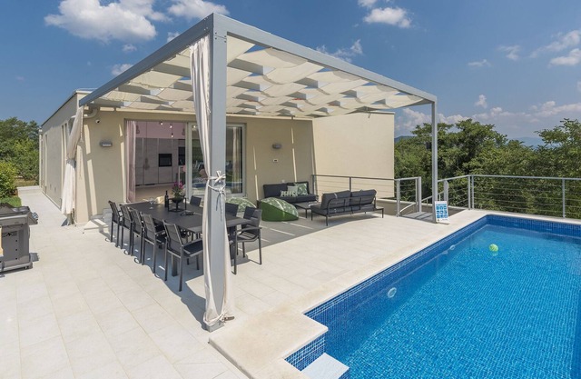 Villa Monvue nearby Motovun – Crovillas GmbH