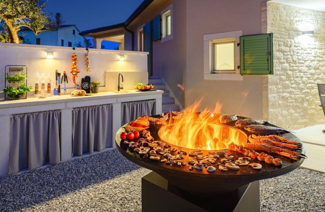 Villa Natalia - A Luxurious Retreat with Sea Views