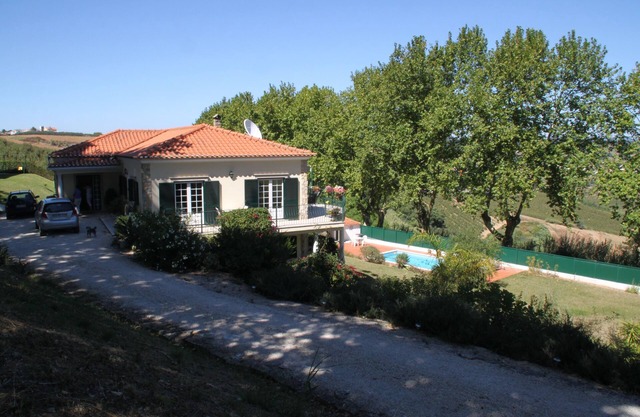 Villa near Óbidos with private pool