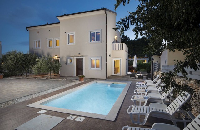 Villa Nocciola near the Sea with Private Pool and Sauna
