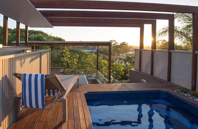 Villa One Five - Rooftop Plunge Pool and BBQ.