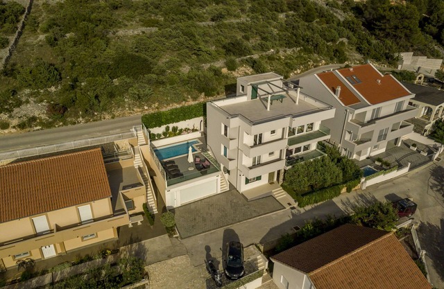 Villa only 1 minute from the sea, with private pool and Stunning Sea View*