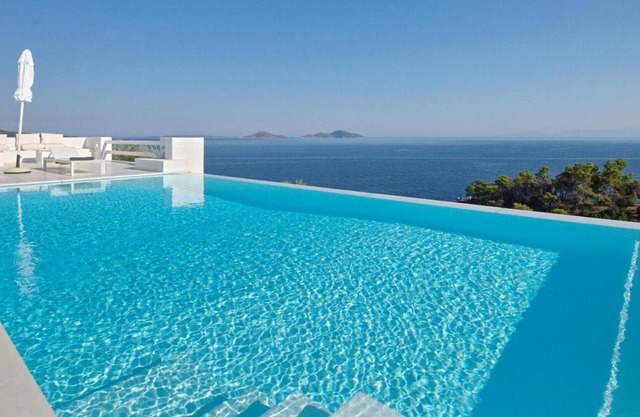 Villa Perseas - Three Bedroom Villa, Sleeps 6