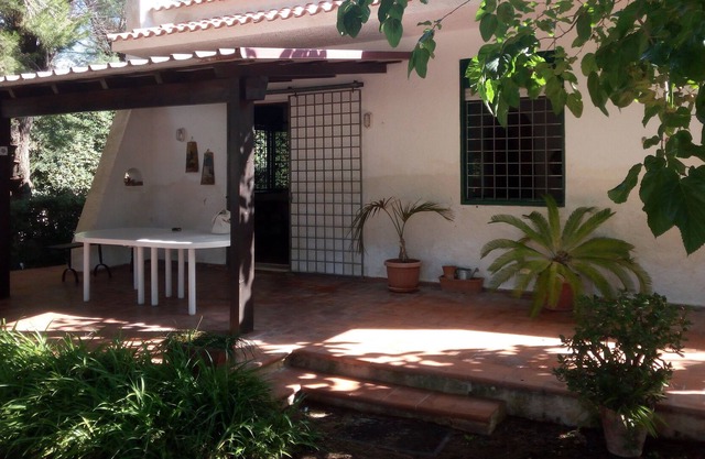 VILLA RITA 'TWO STEPS IN THE BEACH'