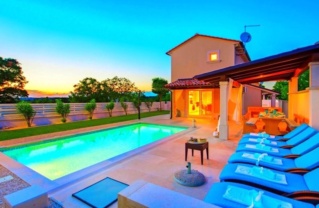 Villa Romana-dreamlike villa with pool and jacuzzi