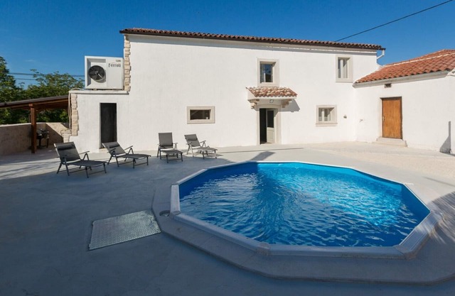 Villa Rosa private Pool in Kringa