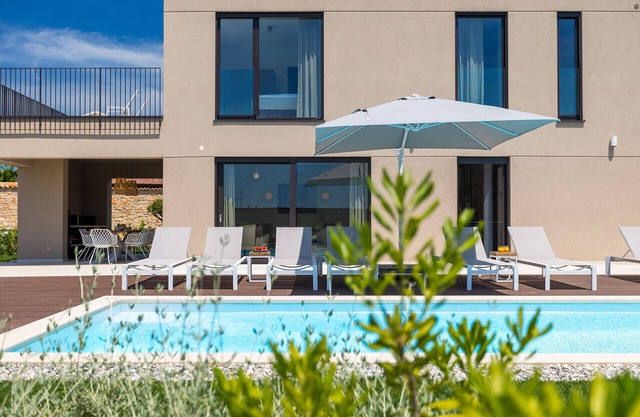 Villa Rosallianne by Villas Guide