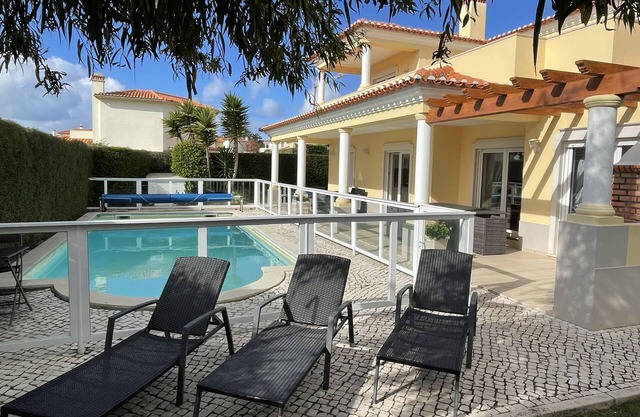 Villa Rosie - Luxury 4 Bedroom Villa With Private Pool In Praia Del Rey