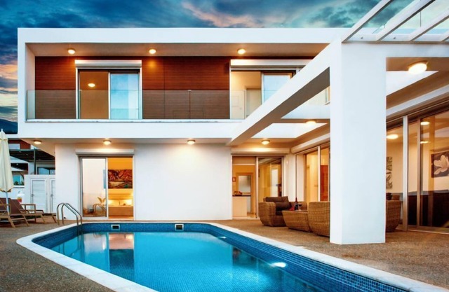 Villa RUBI - Ayia Napa Resort Center