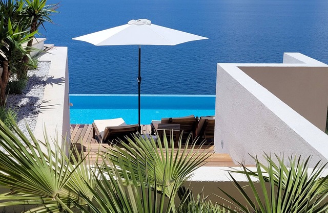 Villa Ruzmarina, 1min walk to picturesque beach, tremendous view