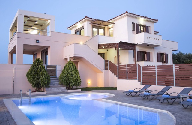 Villa Saint George, private eco pool & sunset sea view