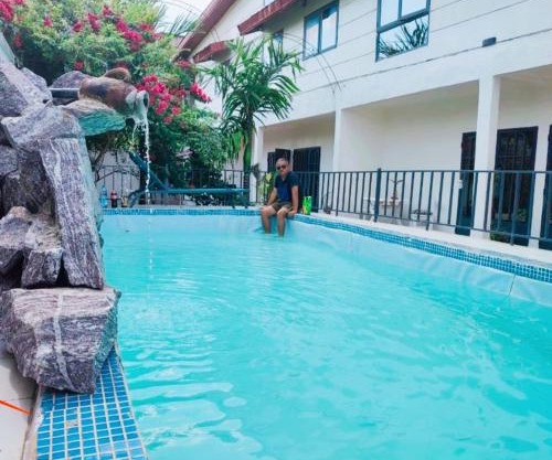 Villa Saint-Sulpice Apt avec piscine