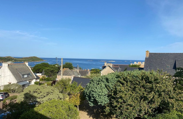 Villa sea view Pink Granite Coast