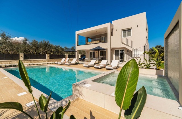 Villa Serenity- Modern villa for an exclusive vacation in Crete