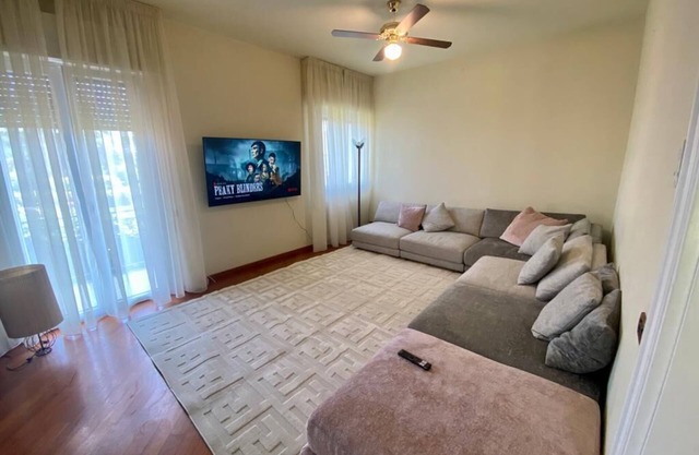 Villa Sophia - hillside oasis with beach access included in Viareggio