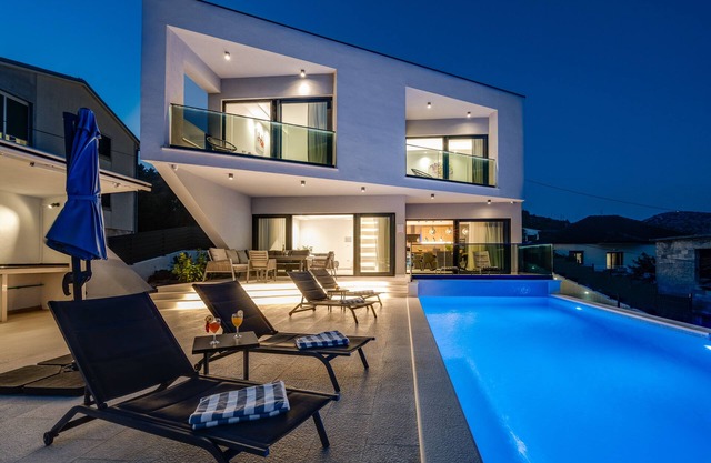 Villa Summer side (Central Dalmatia - Marina)