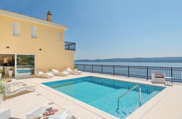 Villa Sun Palace is a luxury 5 bedroom villa with amazing sea views