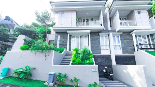 Villa Sunrise with Private Pool