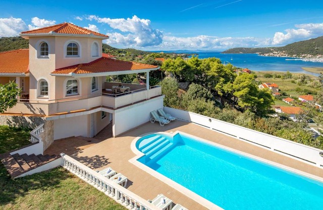 Villa Superior