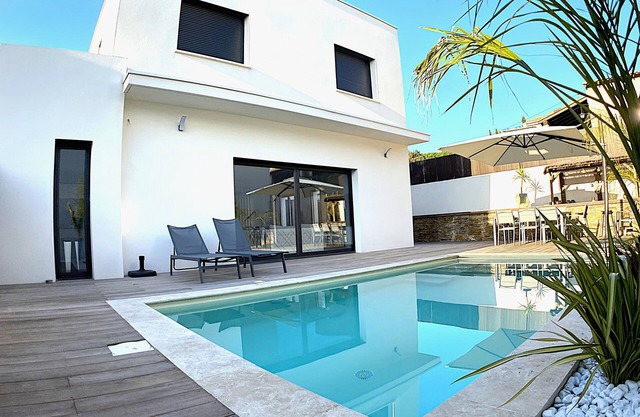 ⭐​Villa swimming pool⭐​ Les Mûriers ⭐​Near Montpellier and Beaches⭐​