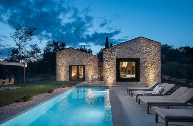 Villa Ulmus near Motovun for 6 people with heated pool & jacuzzi