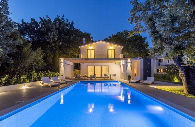 Villa Ventura with a private heated pool, superfast broadband, gym