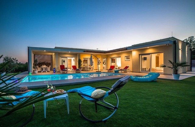 Villa Vita in Central Istria - Ground Floor Villa for 6 People with Heated Pool