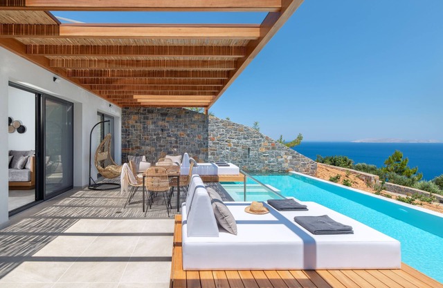 Villa Vittoria, Minimalist Design & Spa Retreat